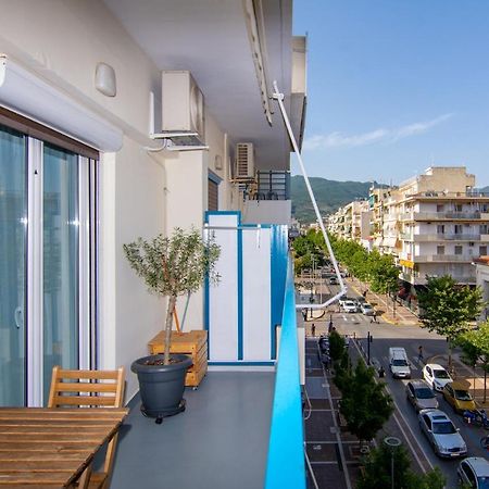 Apt 48, Cozy Apartment In Kalamata City Center Exteriör bild