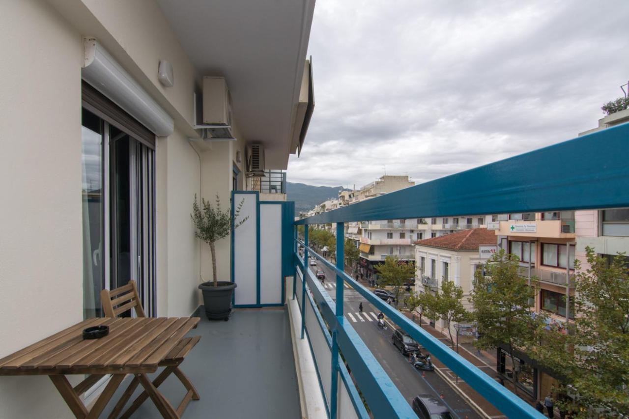 Apt 48, Cozy Apartment In Kalamata City Center Exteriör bild