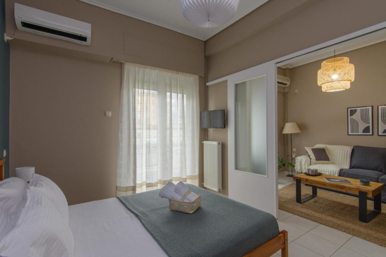 Apt 48, Cozy Apartment In Kalamata City Center Exteriör bild